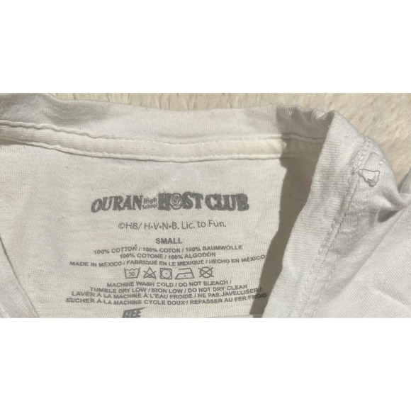Hot Topic ANIME Ouran High School Host Club Roses T-Shirt Size Small - Picture 3 of 4